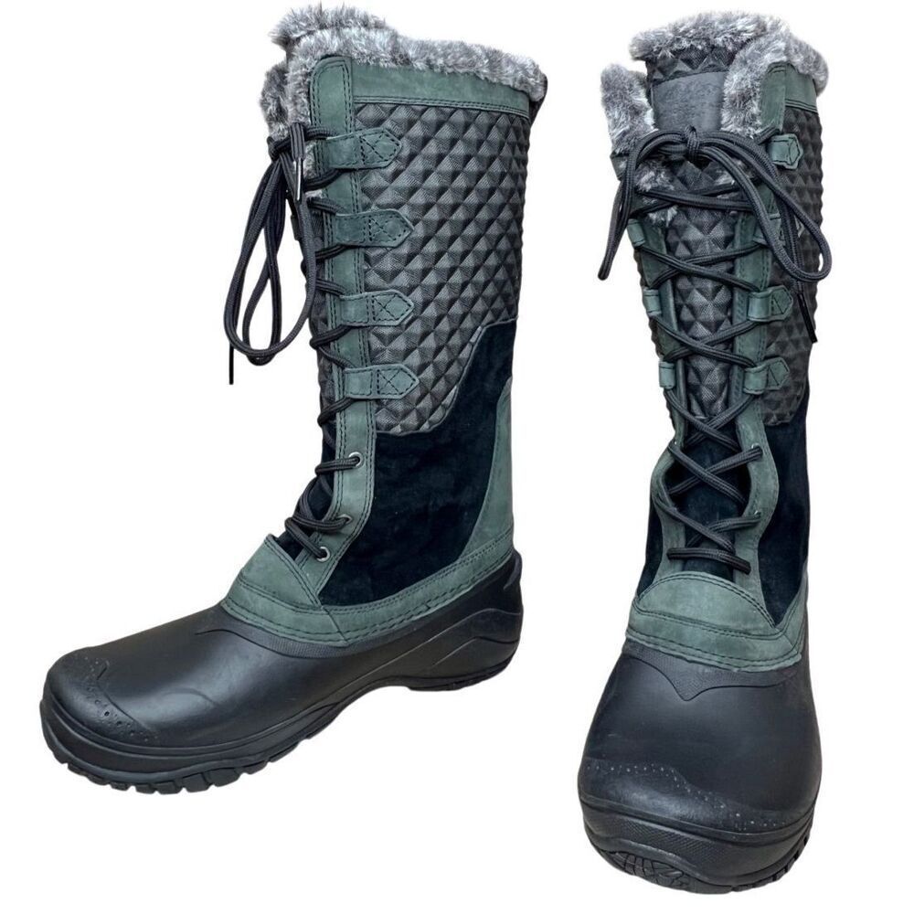 The North Face Tall Green Winter Boots 9.5. Stylish and fabulously functional!